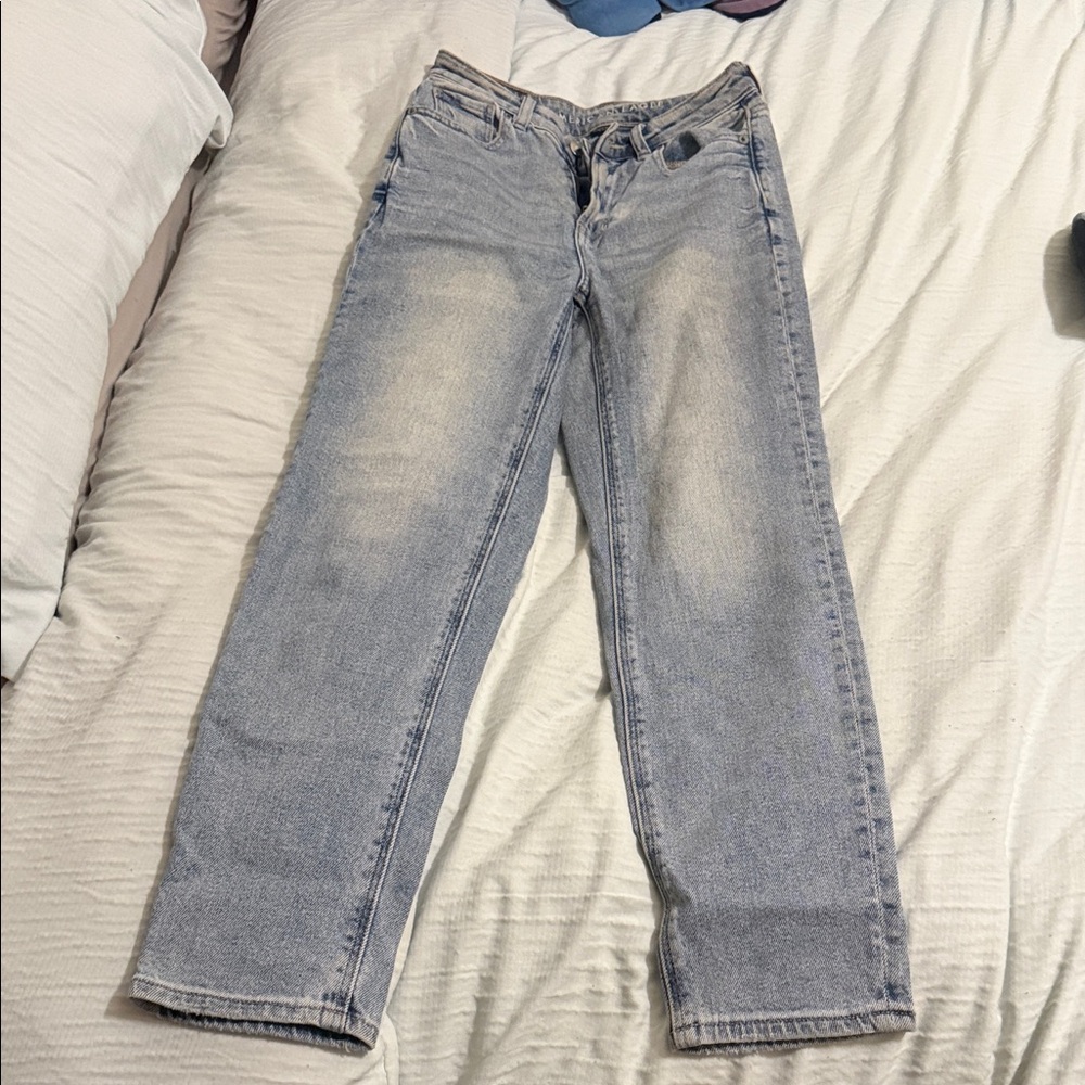 American Eagle Outfitters Women’s Skinny Jeans Light Blue Wash